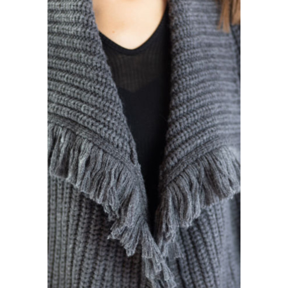 JOIE Small Gray Fringed Crochet Vest NEW - Picture 3 of 5